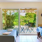 Apartament Iris Maisonettes And