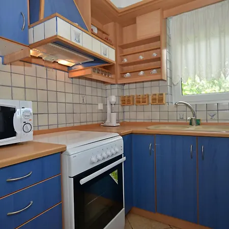 公寓 Iris Maisonettes And