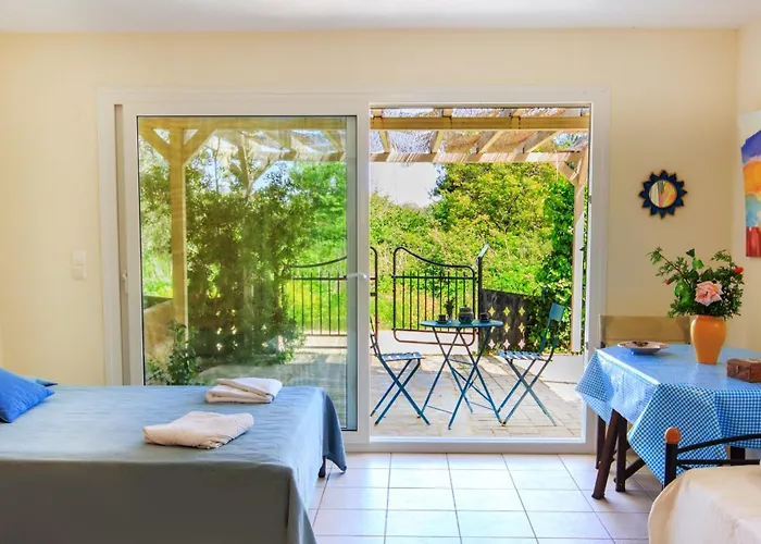 Apartament Iris Maisonettes And