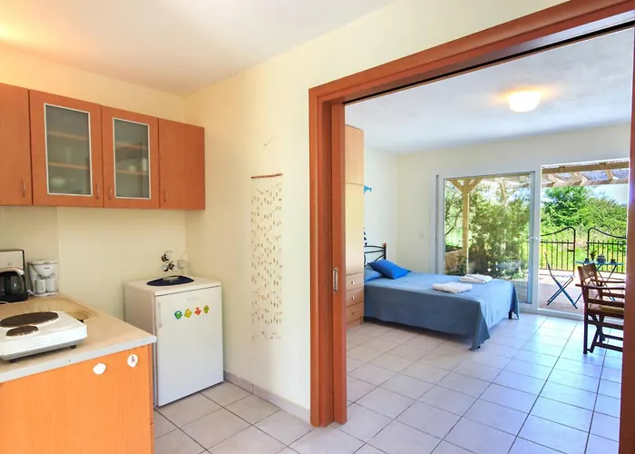 Apartament Iris Maisonettes And *